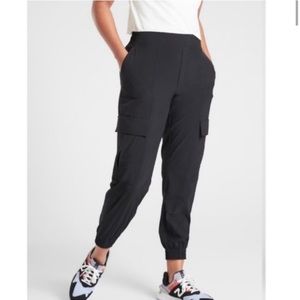 Athleta Chelsea Utility Jogger Black Size 4